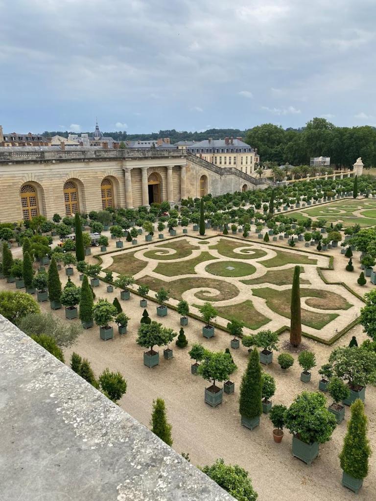 A Versailles, 2 A 4 Pers, Avec Parking Apartment Versailles